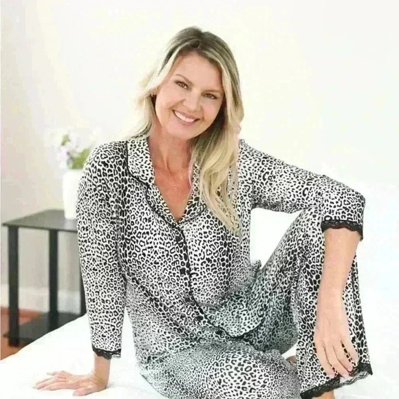 NWT Shapeez bamboo pajamas - Picture 2 of 8